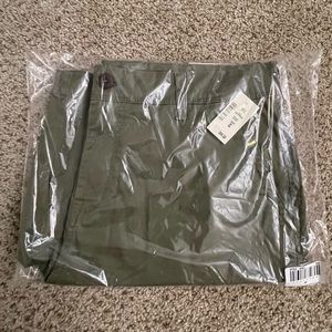 Classic Chino Shorts 9.5"